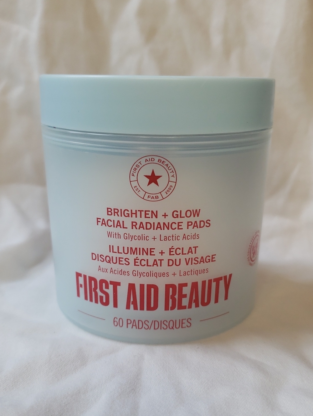 First Aid Beauty  Brighten + Glow Facial Radiance Pads